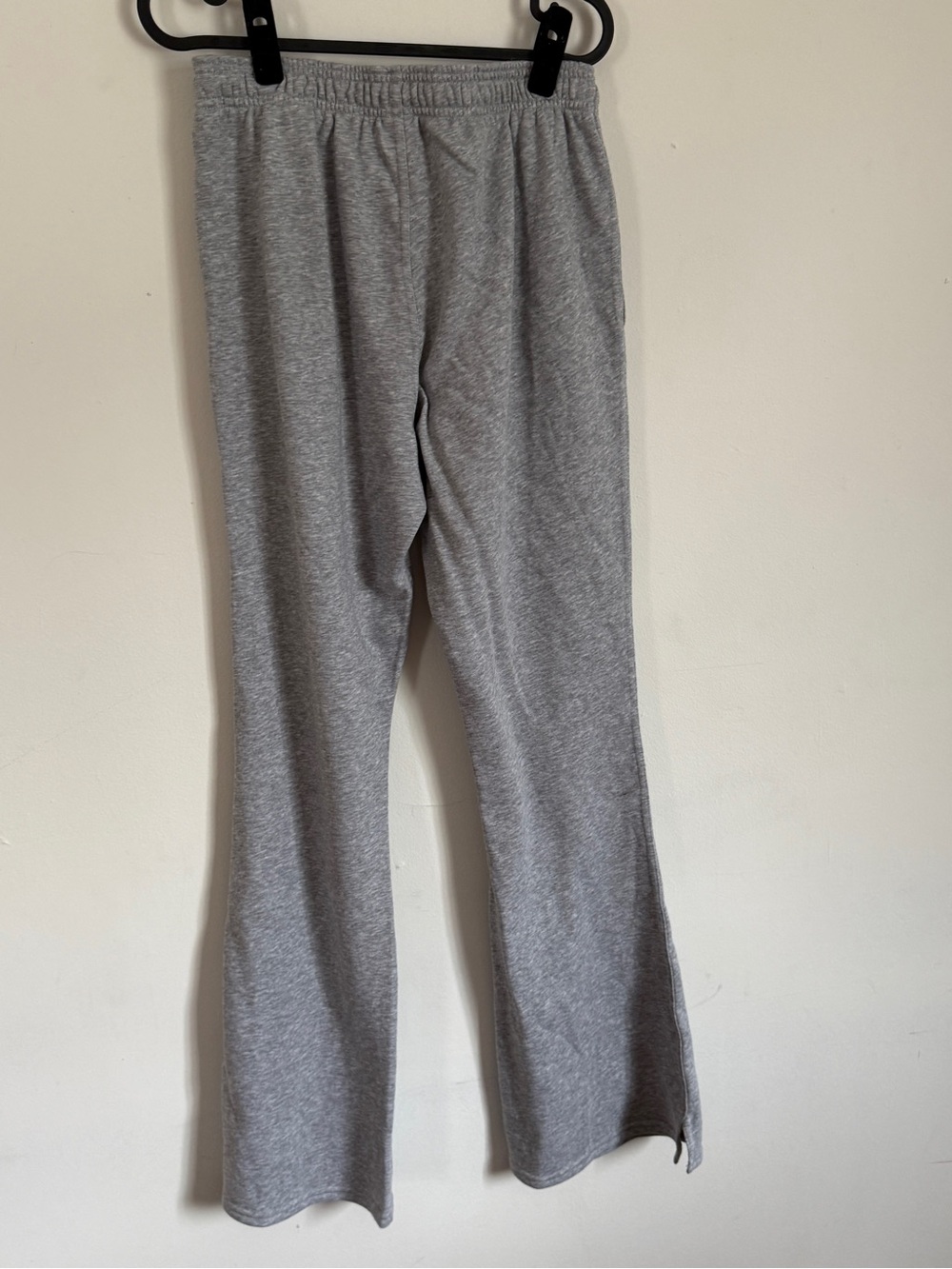 Fabletics Gray Drawstring Lounge Pants - Picture 3 of 4